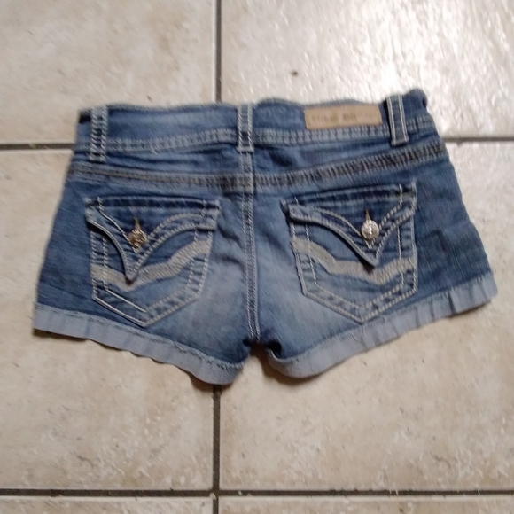 Jean Shorts - Picture 2 of 2